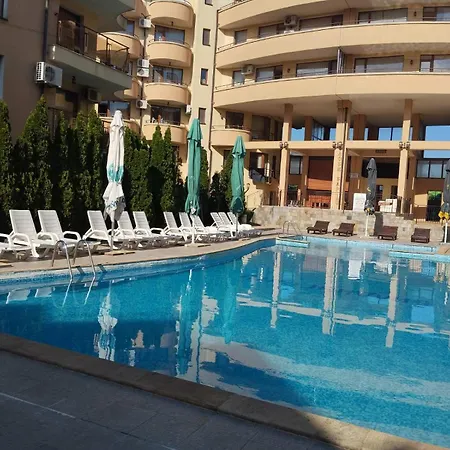 Quiet 1-bed Flat In Antonia Complex By Flat Mаnager Sveti Vlas