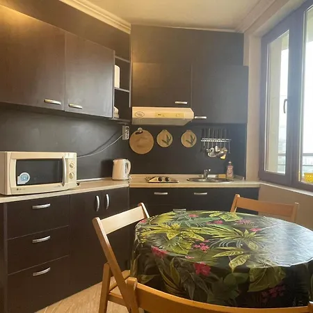 Quiet 1-bed Flat In Antonia Complex By Flat Mаnager Szveti Vlasz