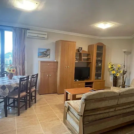 Quiet 1-bed Flat In Antonia Complex By Flat Mаnager * Sveti Vlas