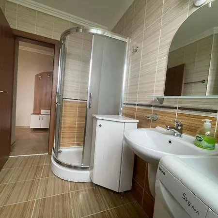 Quiet 1-bed Flat In Antonia Complex By Flat Mаnager Apartman Szveti Vlasz