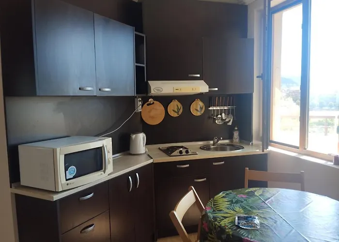 Quiet 1-bed Flat In Antonia Complex By Flat Mаnager Διαμέρισμα